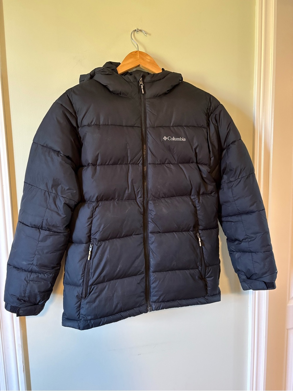 Columbia Kids' Black Hooded Puffer Jacket L (14-16)